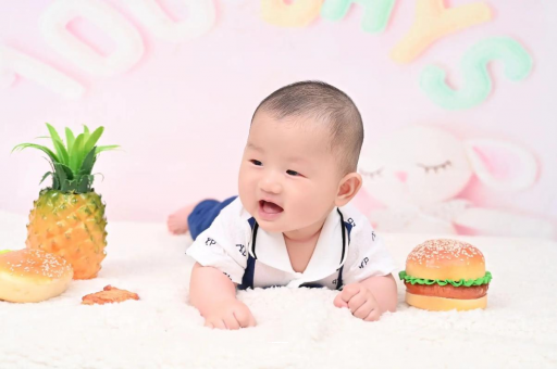 代怀生子好找吗宝宝多久抬头
